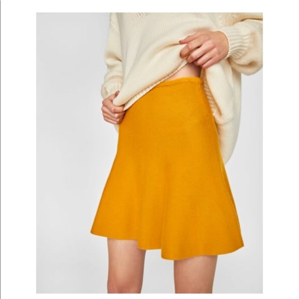 ZARA MUSTARD KNIT SKIRT